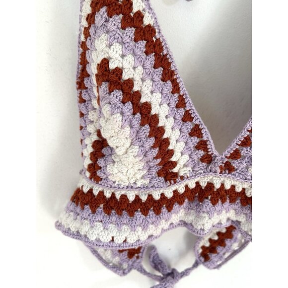 Juniors BP Crochet Halter Top, Size Medium - Picture 14 of 16